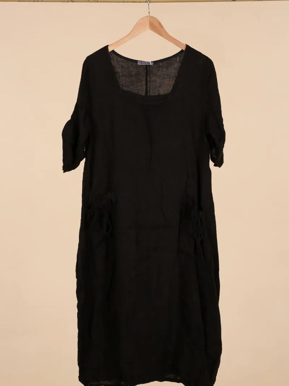 Women’s Black Scoop Neck Linen Tunic Dress 100% linen